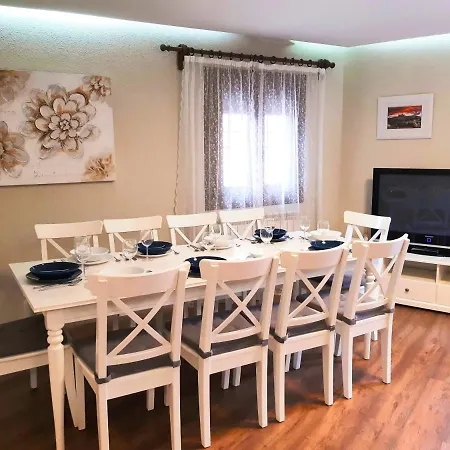 Holiday home Casa De Bisagra *
